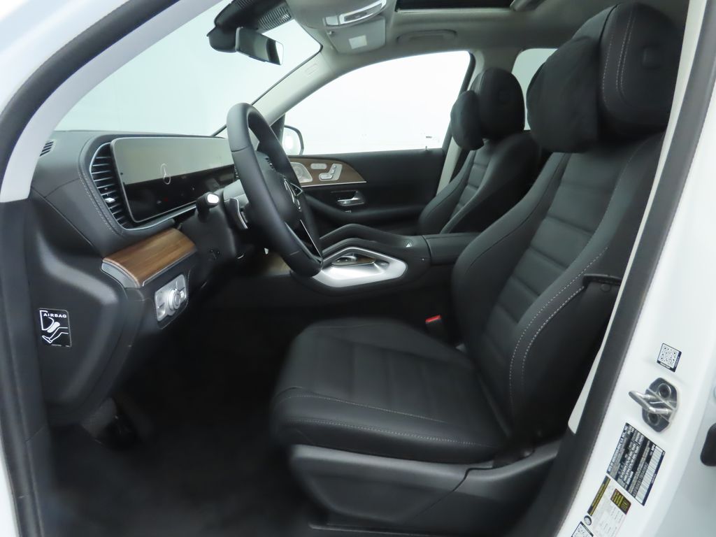 Thumbnail: 2026 Mercedes-Benz GLE - 21