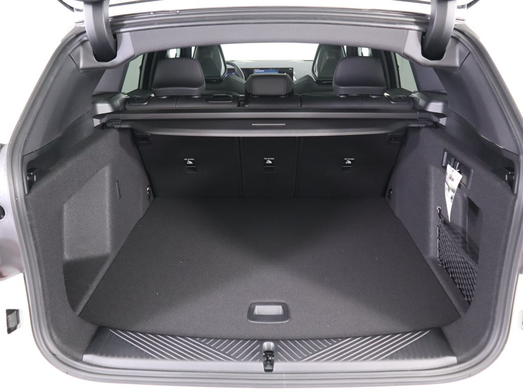 Thumbnail: 2025 BMW X3 - 30