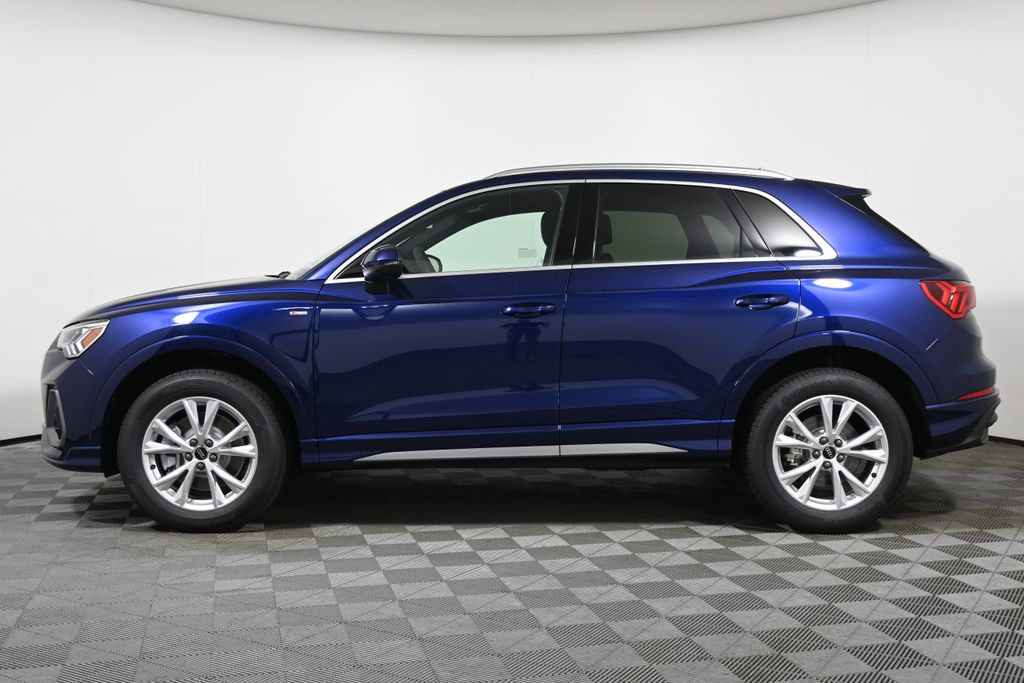 Thumbnail: 2025 Audi Q3 - 2