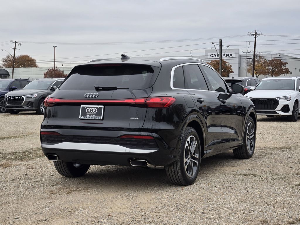 new 2025 Audi Q5 car, priced at $62,090