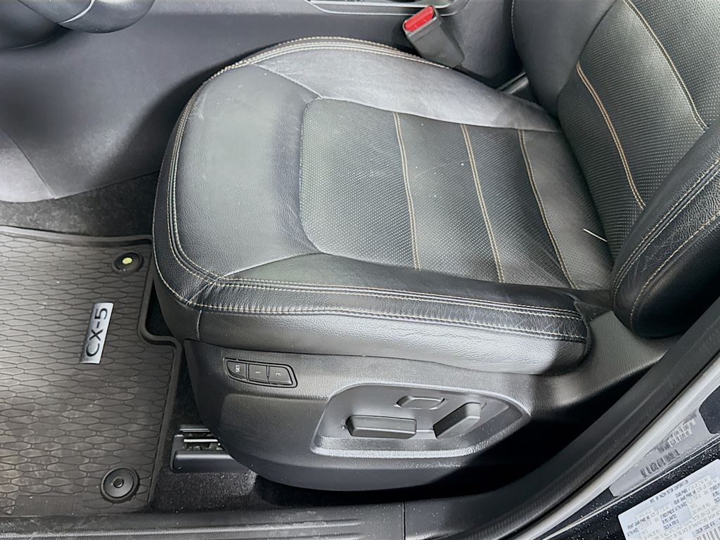 Thumbnail: 2023 Mazda CX-5 - 20