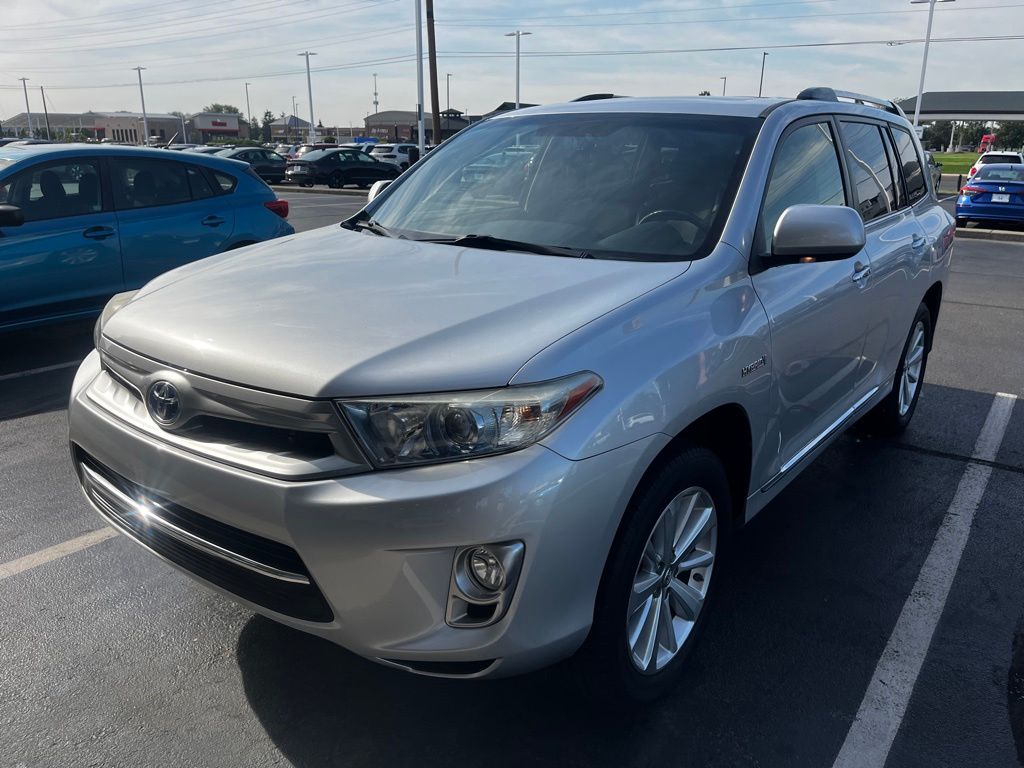 Thumbnail: 2013 Toyota Highlander - 5