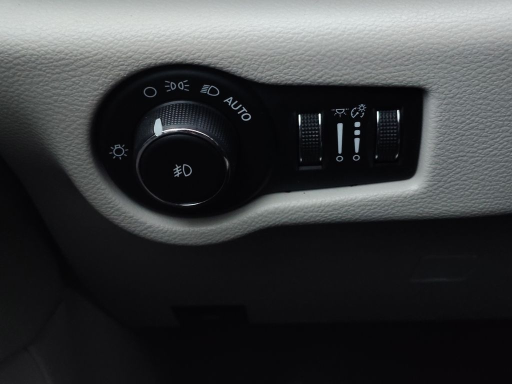 Used Car 2017 Chrysler Pacifica  Touring L Plus For Sale Under $12,000 In Austin, Texas