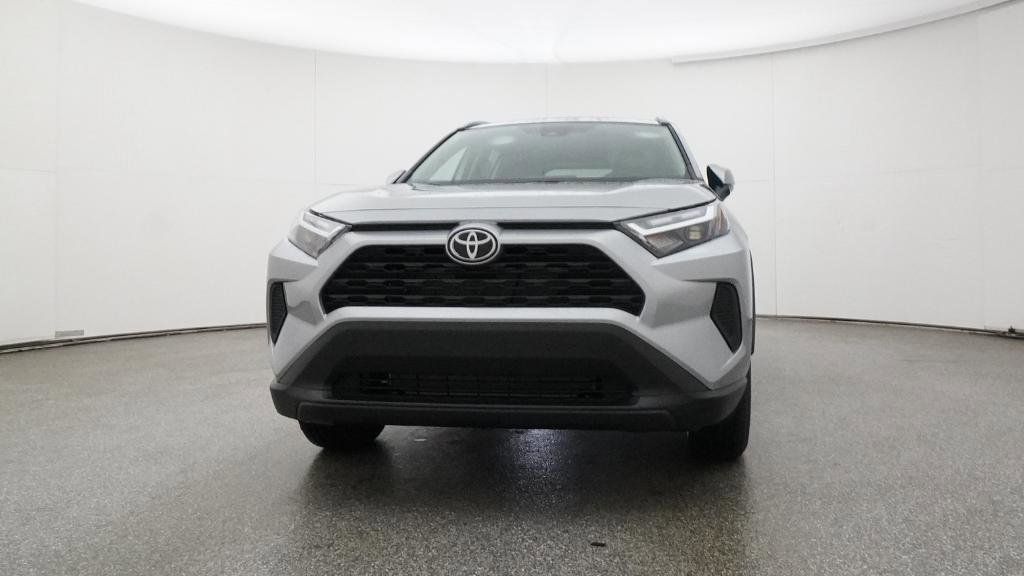 Thumbnail: 2025 Toyota RAV4 - 10