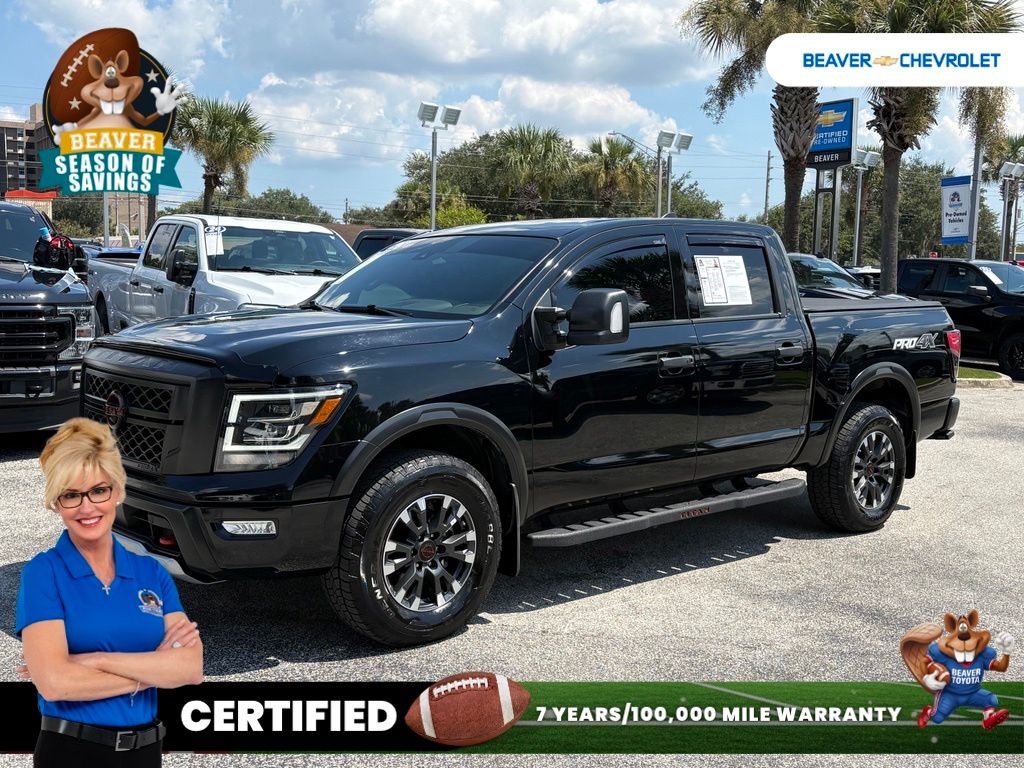 2024 Nissan Titan PRO-4X Crew Cab 4WD