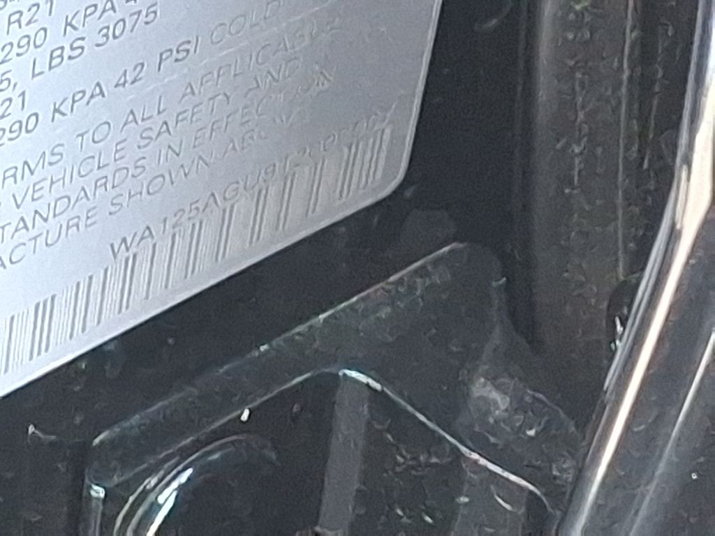 Thumbnail: 2026 Audi SQ5 - 21