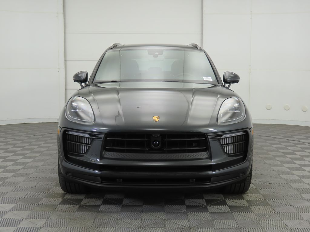 Thumbnail: 2025 Porsche Macan - 10