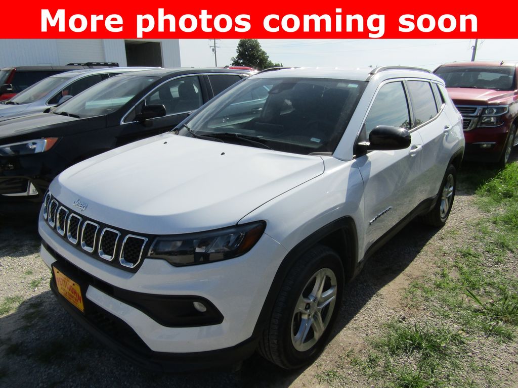 2024 Jeep Compass Latitude 4WD