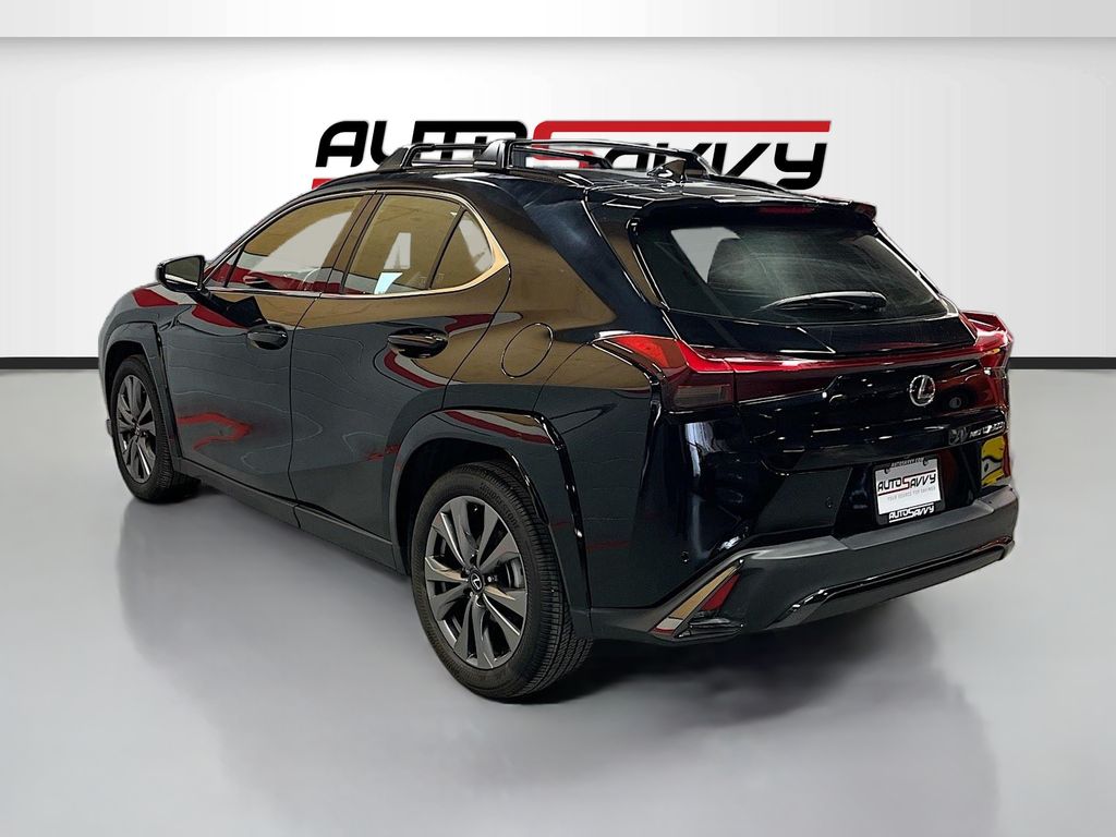 Used 2025 Obsidian Lexus 300h F SPORT Design image 5