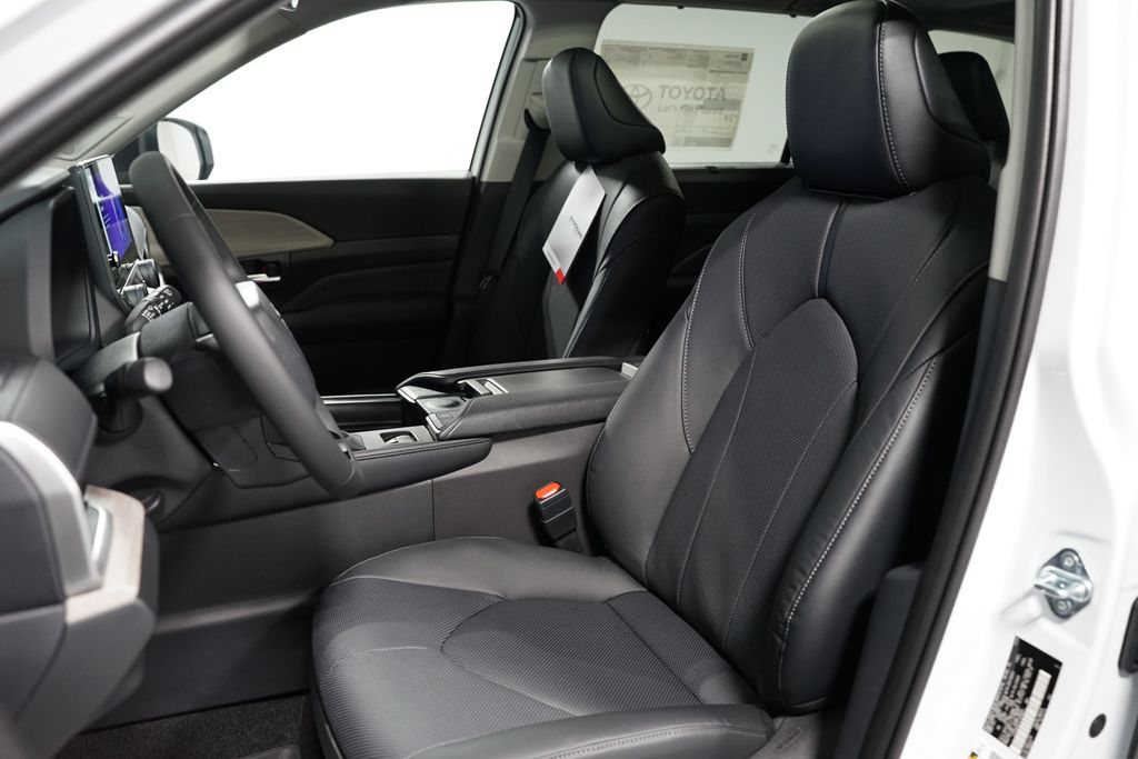 Thumbnail: 2026 Toyota Grand Highlander - 28