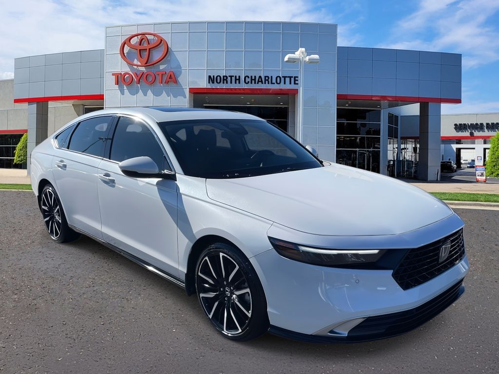 2024 Honda Accord Hybrid Touring FWD