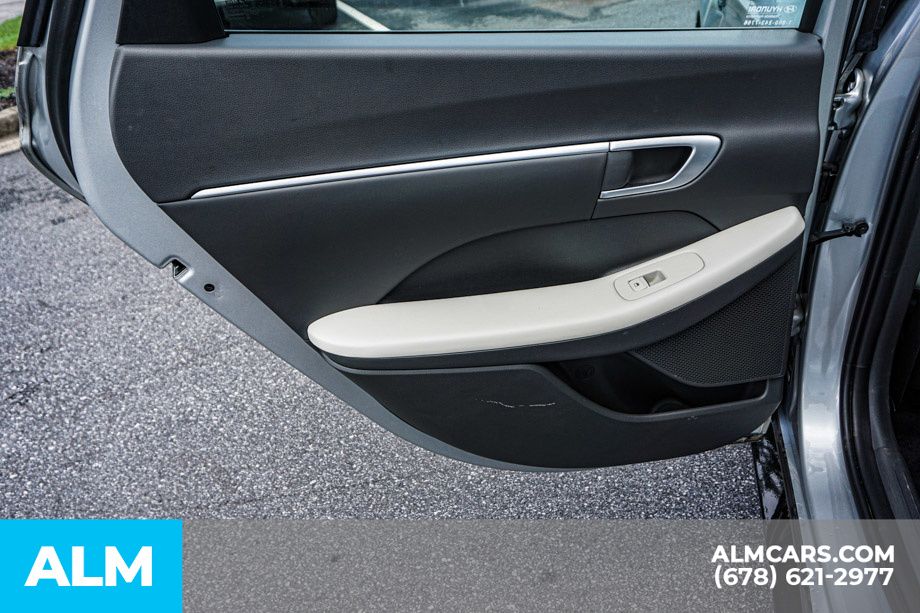 Used 2024 Silver Hyundai SEL image 50