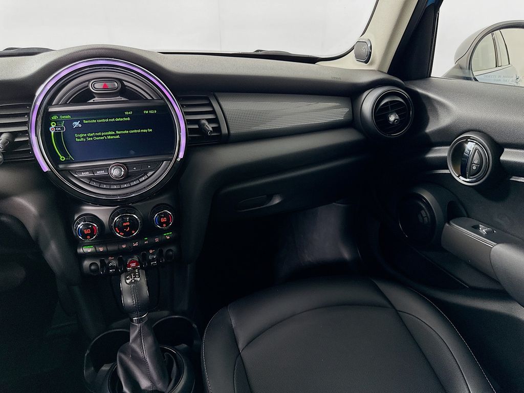 Thumbnail: 2017 MINI Cooper - 24