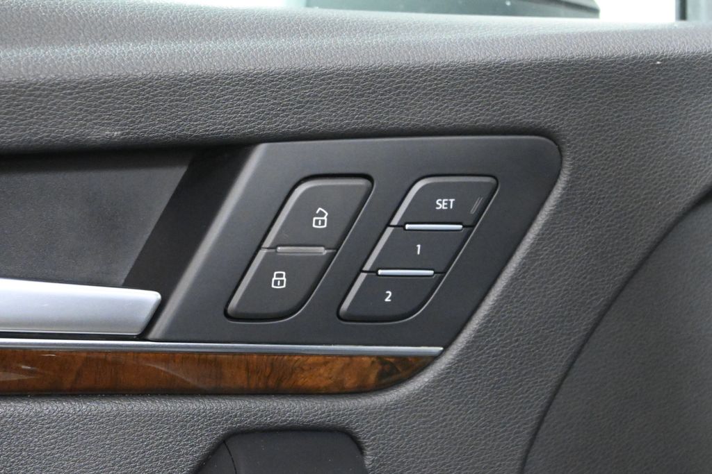 Thumbnail: 2019 Audi Q5 - 30