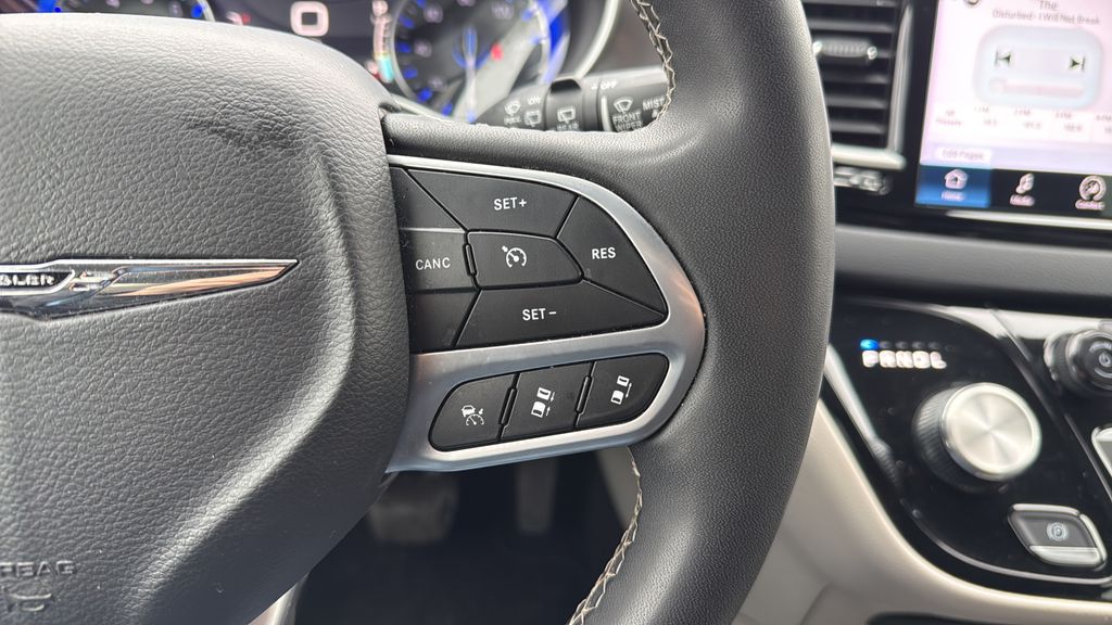 2023 Chrysler Pacifica