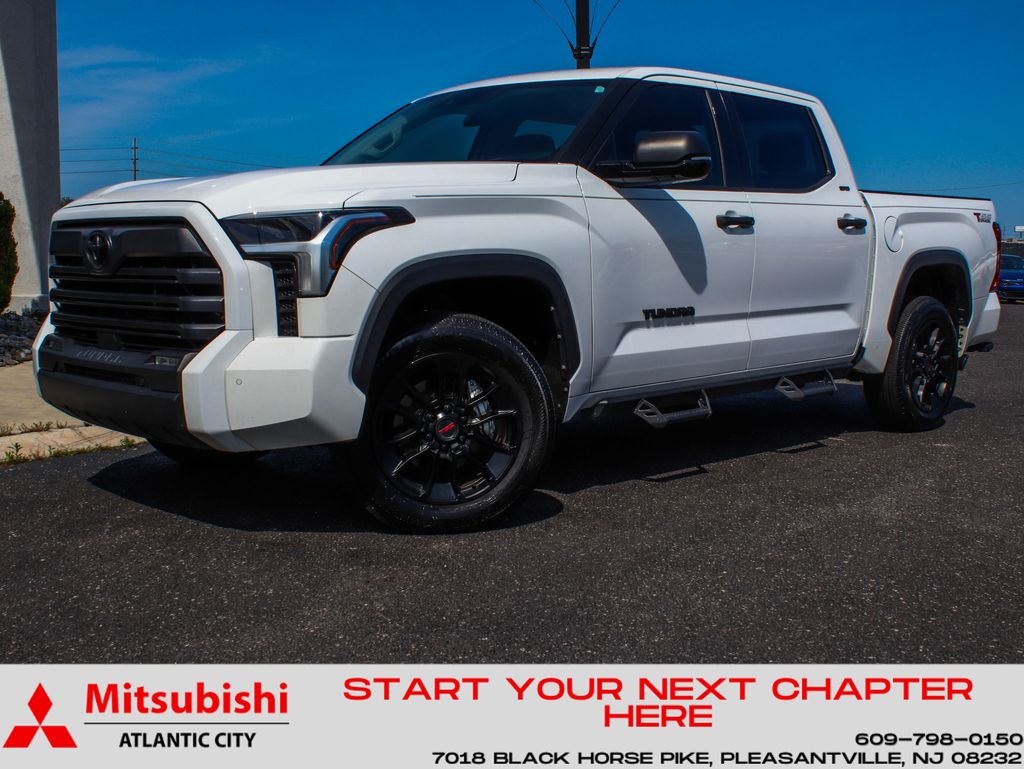 Ice Cap 2023 Toyota Tundra SR5 CrewMax Cab 4WD Pickup Truck Four-Wheel Drive Automatic
