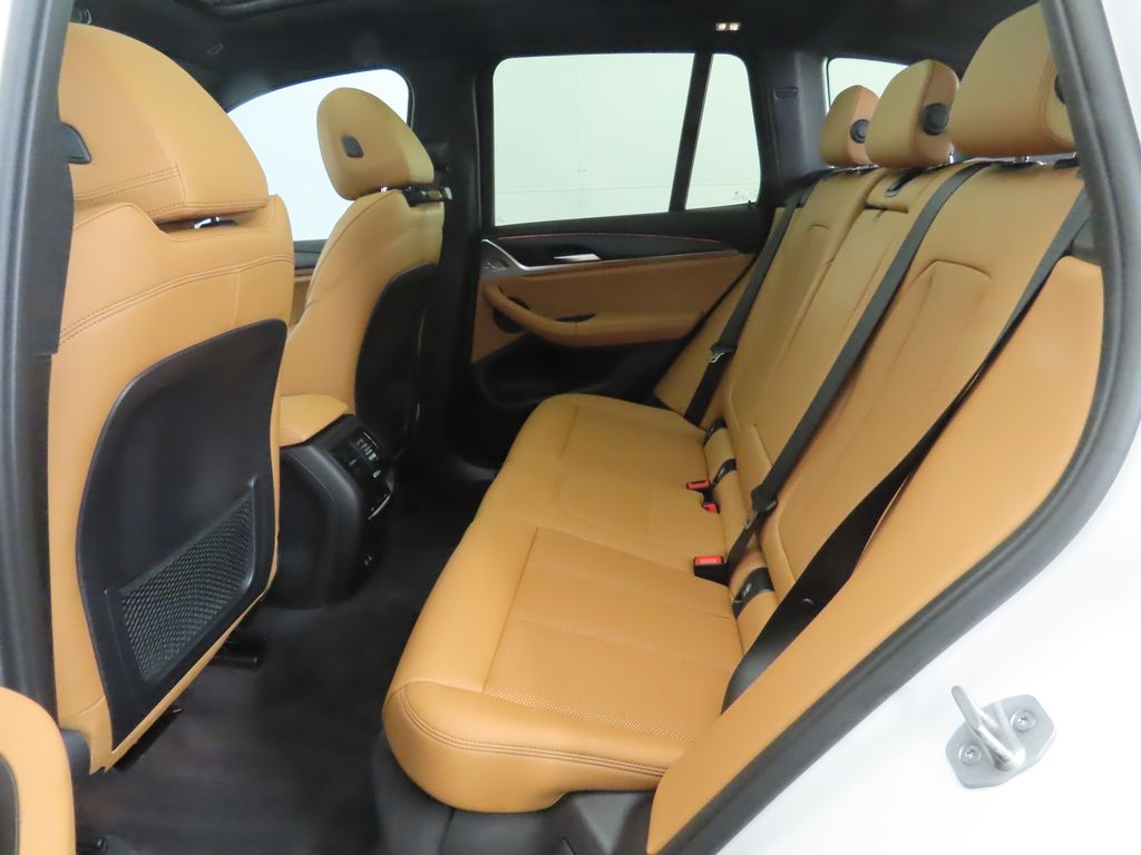 Thumbnail: 2022 BMW X3 - 23