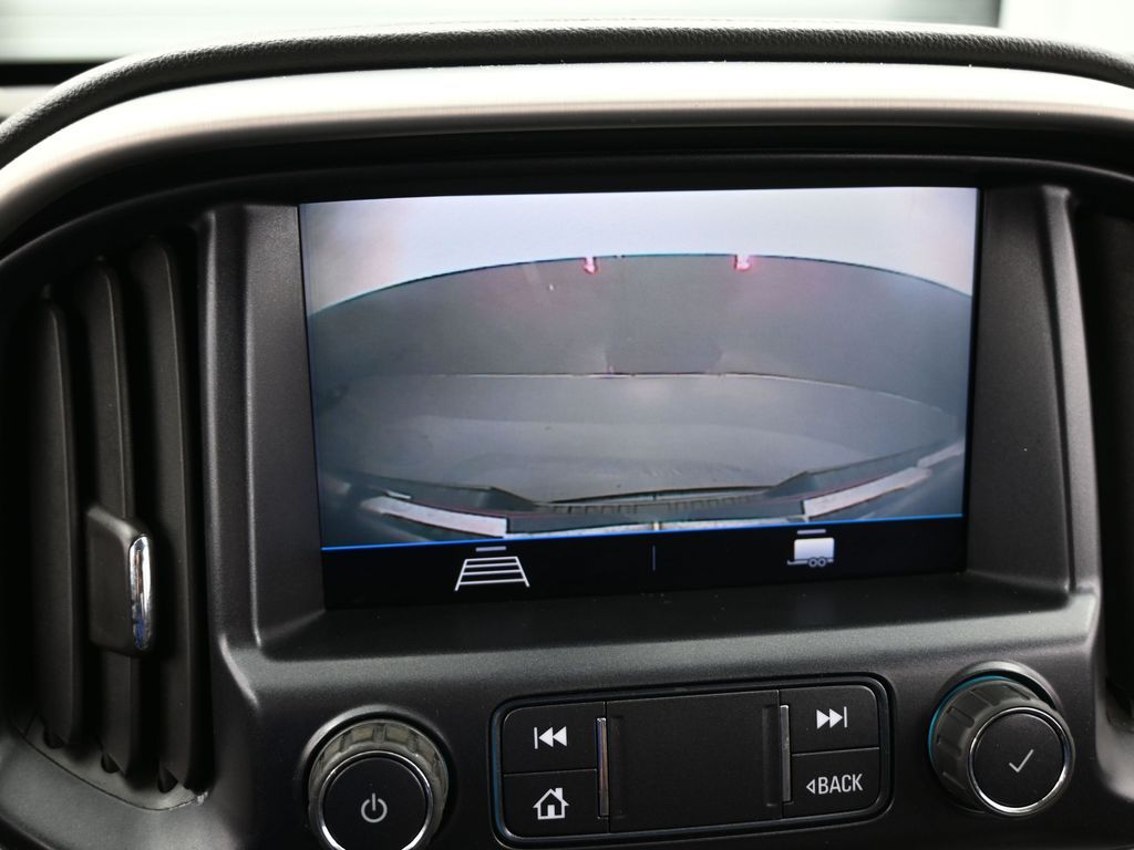 Used 2021 Satin Steel Metallic GMC Elevation image 19