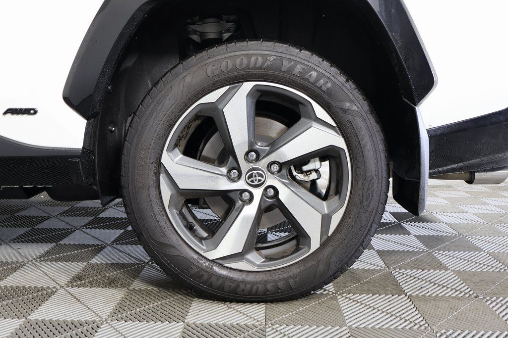 Thumbnail: 2024 Toyota RAV4 - 14