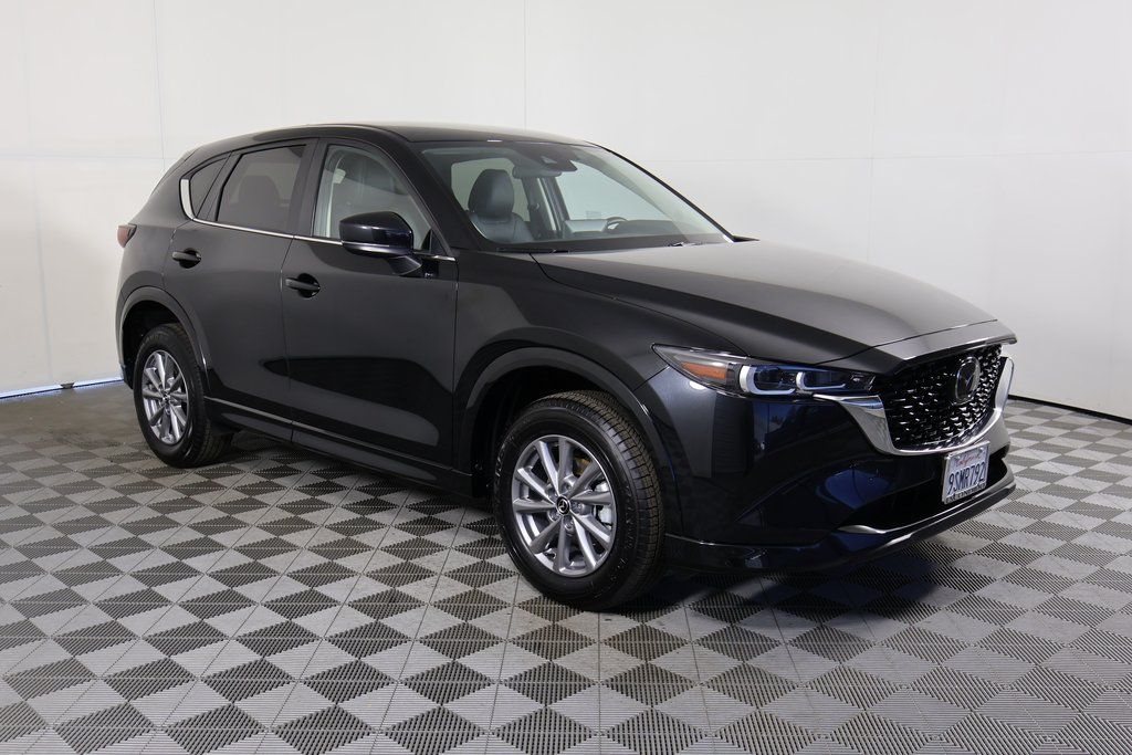 Thumbnail: 2025 Mazda CX-5 - 3