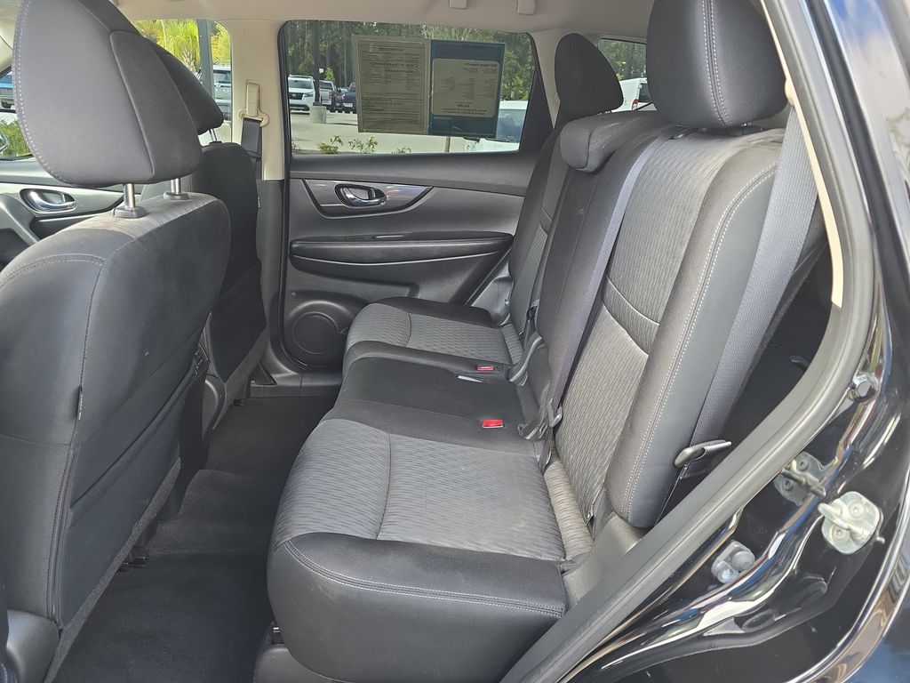 2017 Magnetic Black Nissan Rogue SV AWD SUV