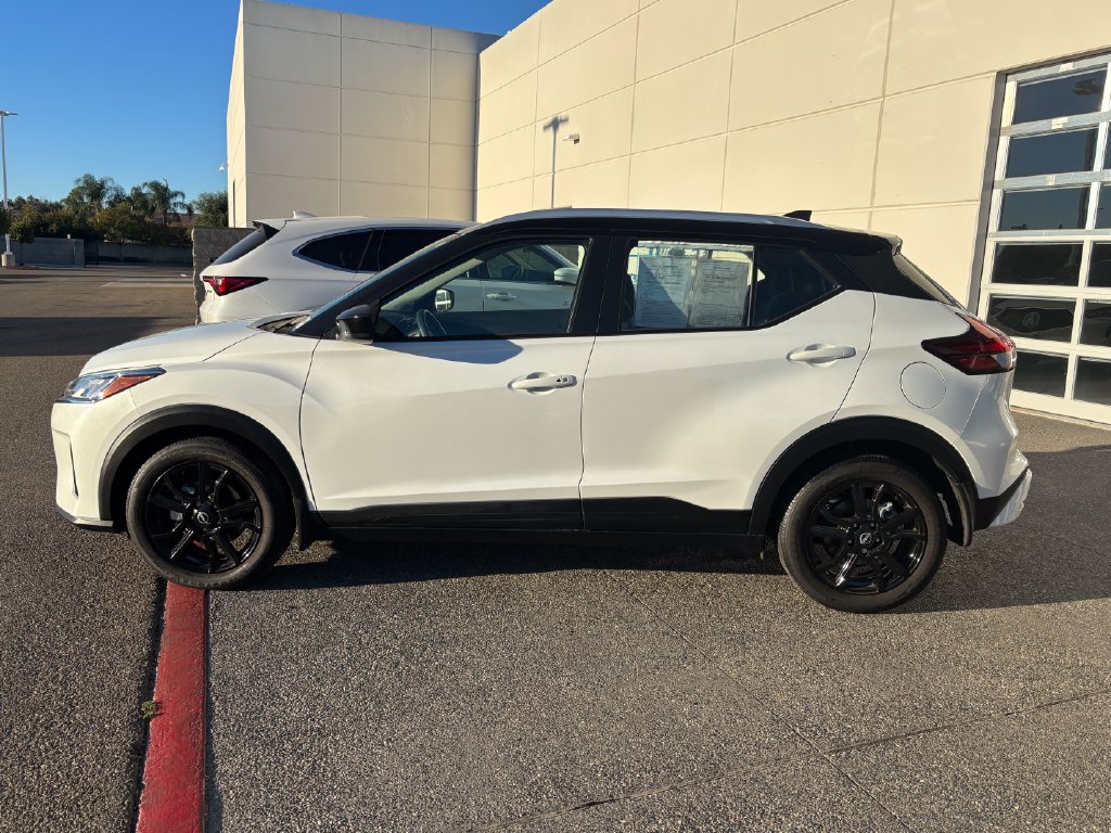Thumbnail: 2023 Nissan Kicks - 8