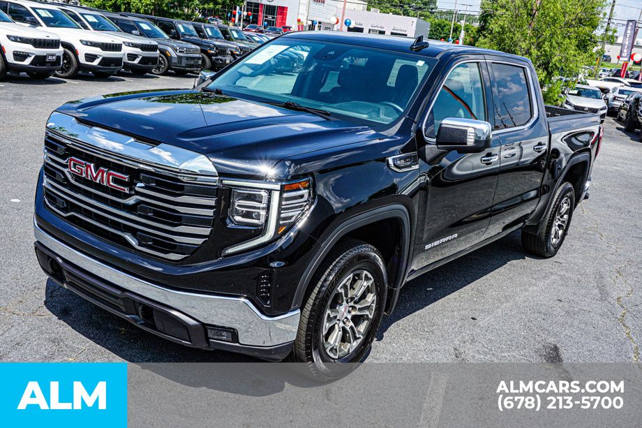 Used 2025 Black GMC SLT image 15