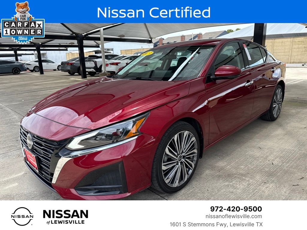 Red (Scarlet Ember Tintcoat) 2023 Nissan Altima Sedan All-Wheel Drive Continuously Variable Transmission