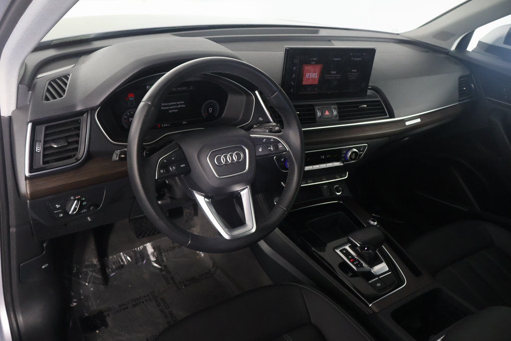 Thumbnail: 2022 Audi Q5 - 7