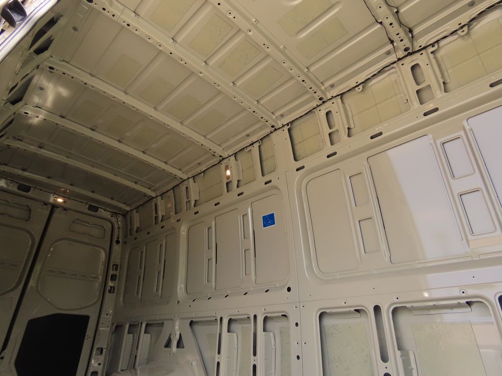 Thumbnail: 2025 Mercedes-Benz Sprinter - 28