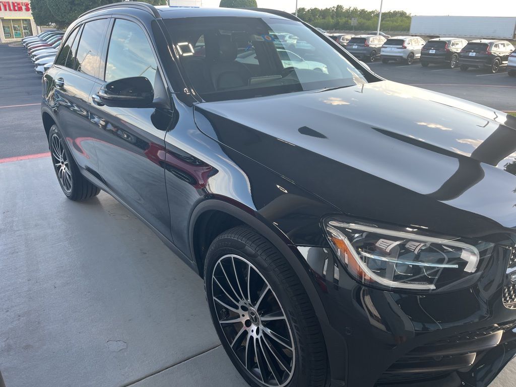 Thumbnail: 2021 Mercedes-Benz GLC - 3