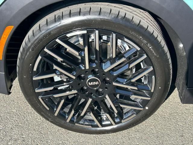 Thumbnail: 2026 MINI Cooper - 8