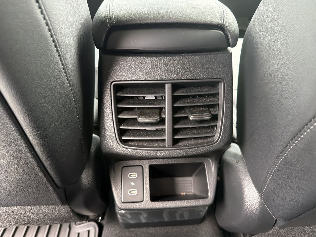 Used 2025 Kia Seltos SUV