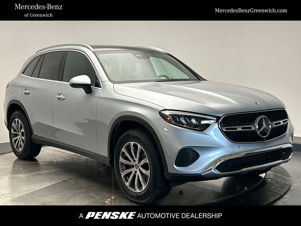 2025 Mercedes-Benz GLC 300 -
                Greenwich, CT