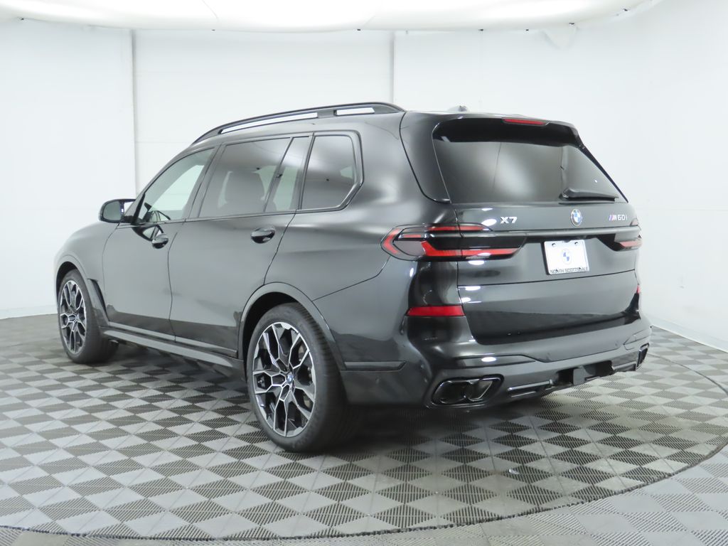 2025 BMW X7 M60i 7