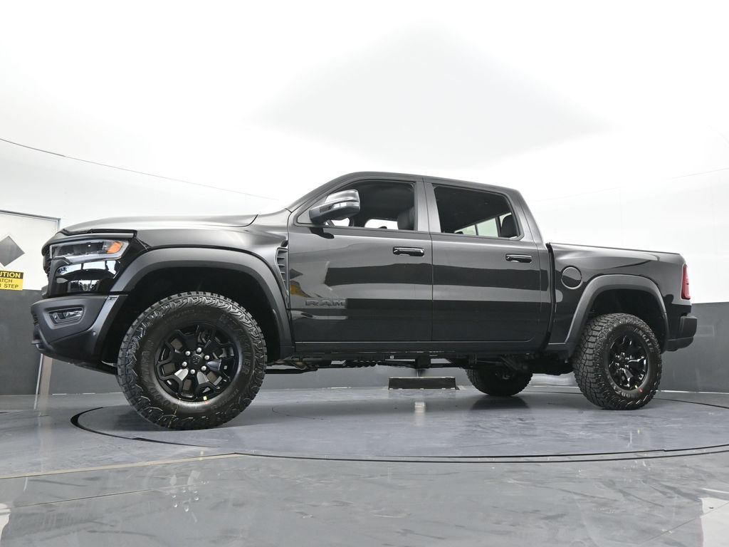 New 2026 Diamond Black Crystal Pearlcoat Ram RHO image 61