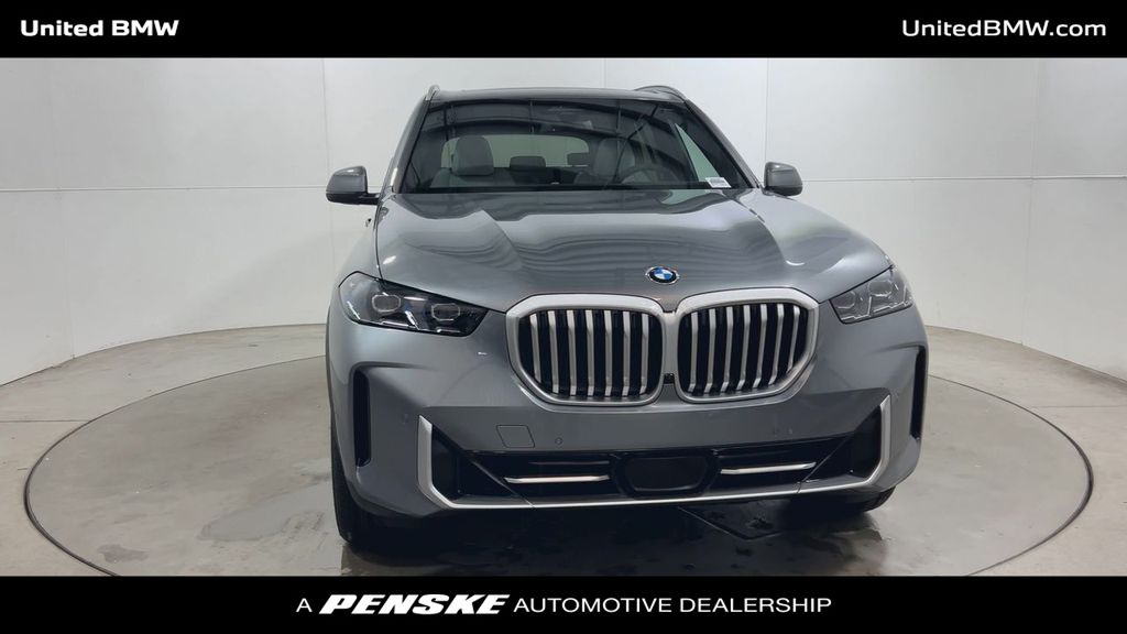 Thumbnail: 2026 BMW X5 - 3