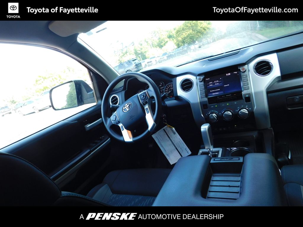 Thumbnail: 2021 Toyota Tundra - 6