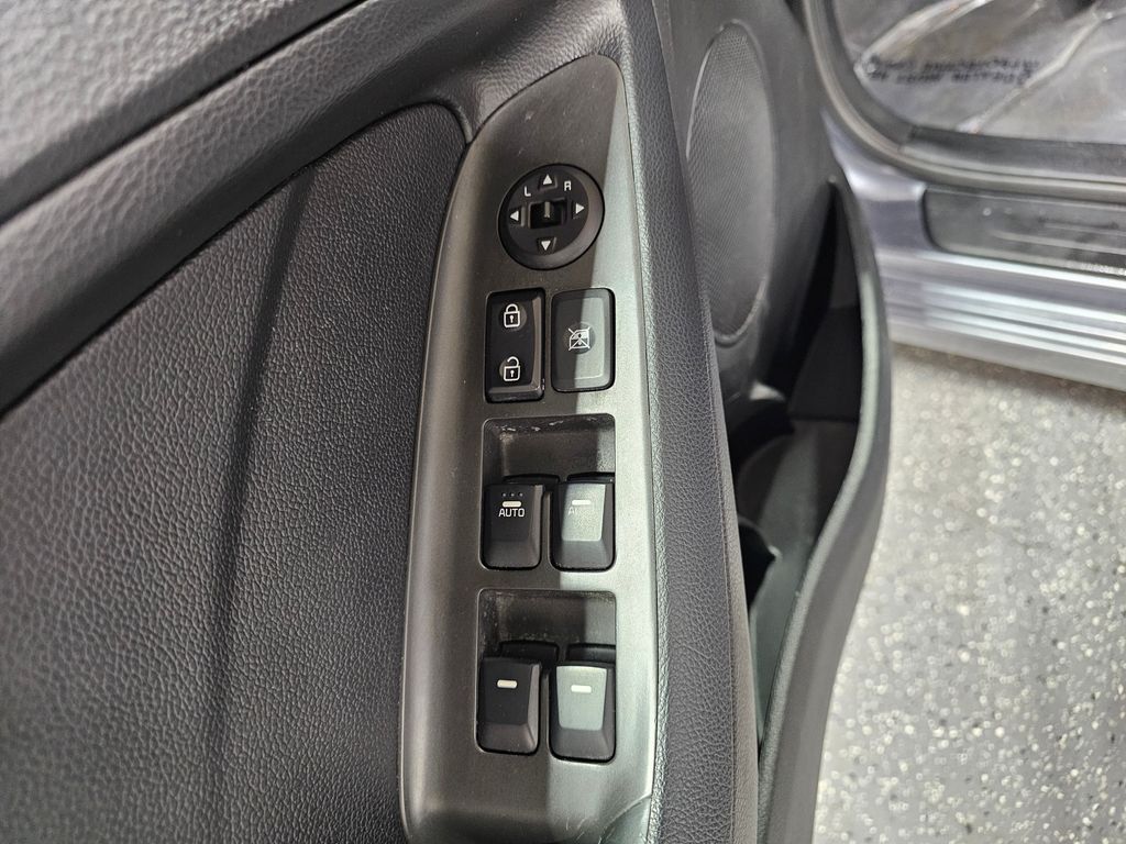 Used 2018 Gray Kia SX image 20