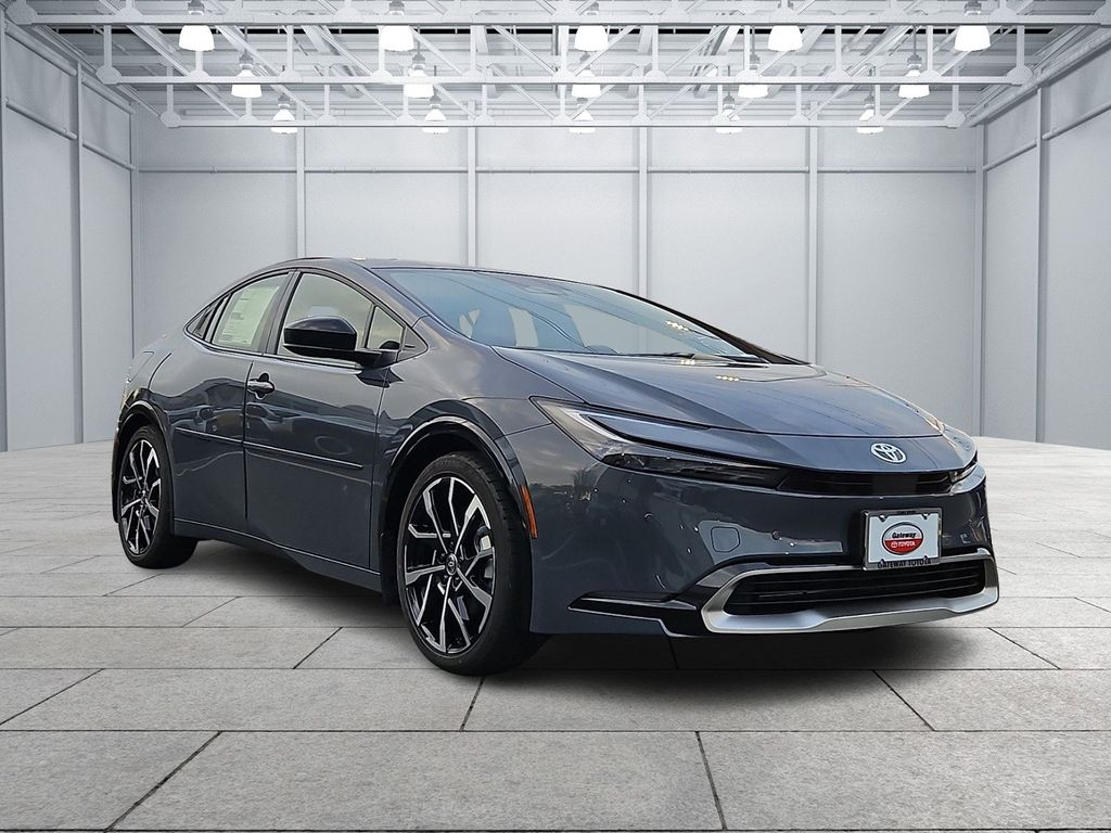 Thumbnail: 2026 Toyota Prius - 3