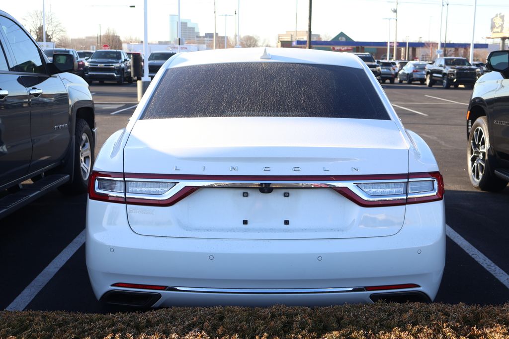 2020 Lincoln Continental Standard 8