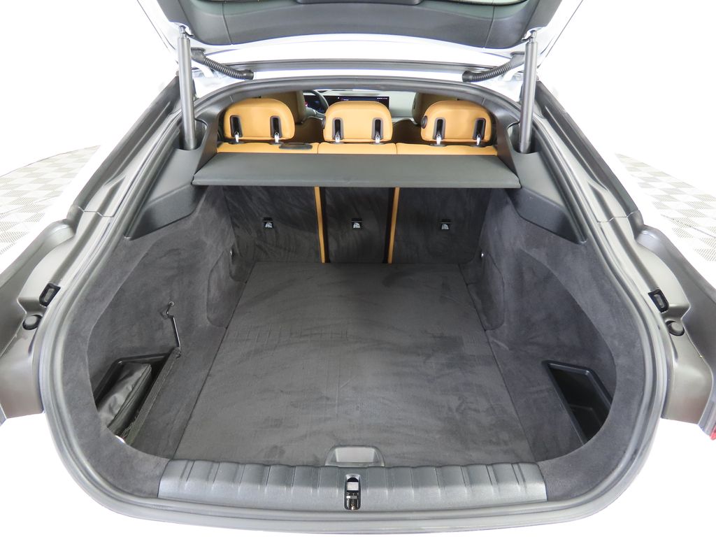 Thumbnail: 2023 BMW i4 - 28