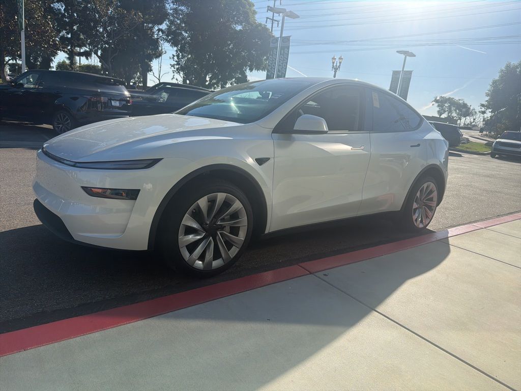 2026 Tesla Model Y Long Range RWD