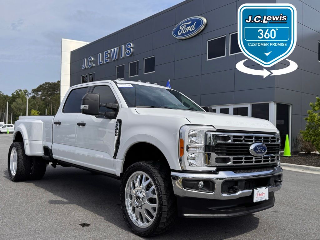 2023 Ford F-350 Super Duty XLT