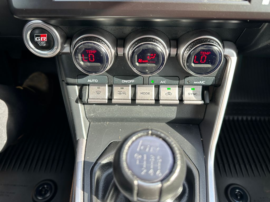 2025 Toyota GR86 Base