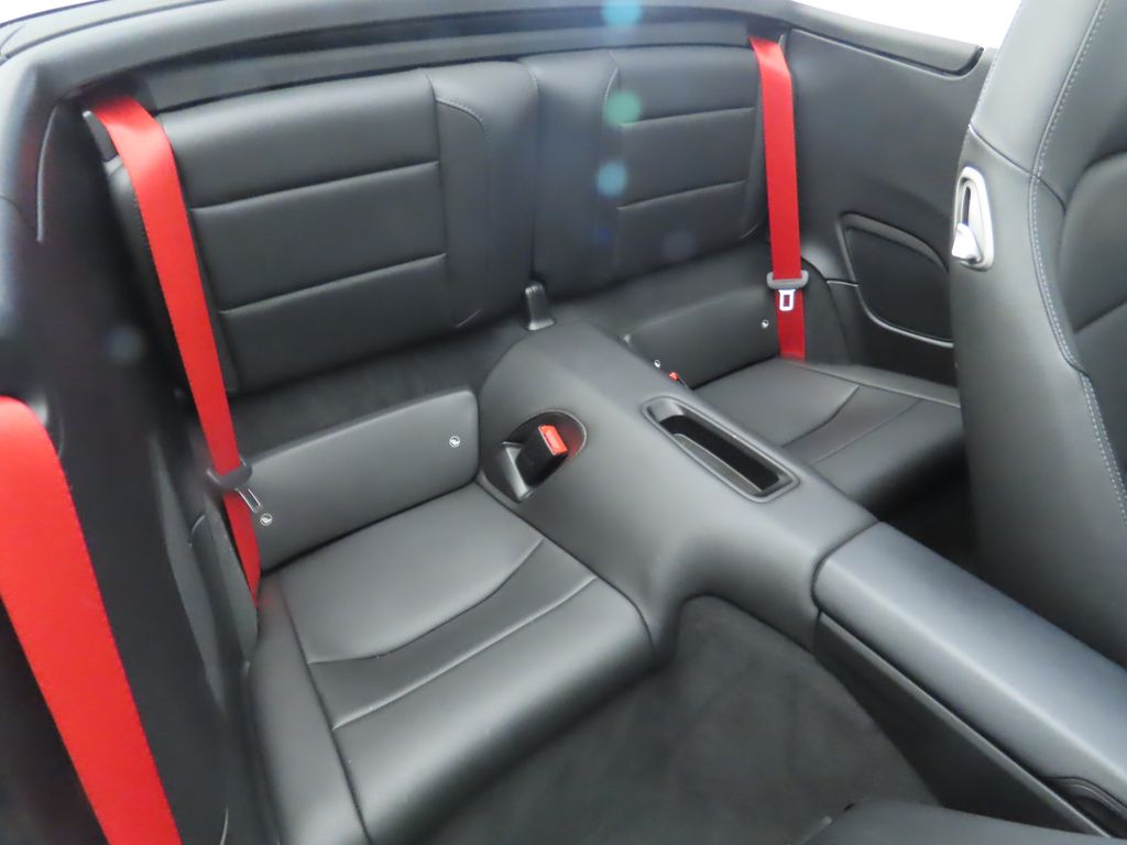 2014 Porsche 911 Carrera 4S 30