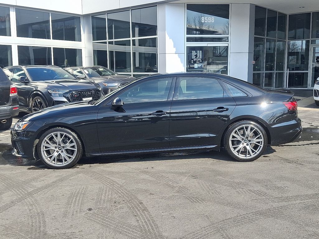 Thumbnail: 2023 Audi S4 - 6