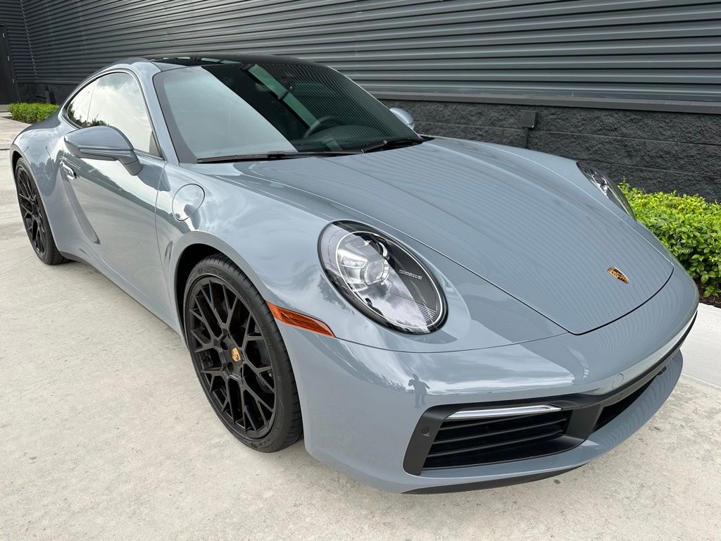 Thumbnail: 2024 Porsche 911 - 10