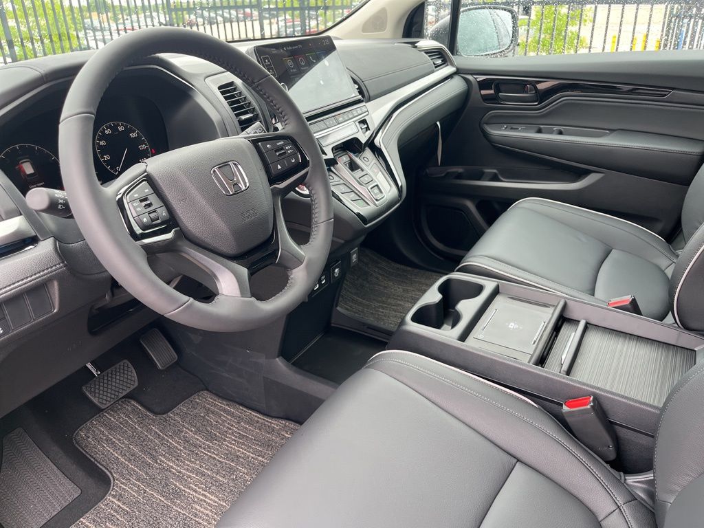 Thumbnail: 2026 Honda Odyssey - 11