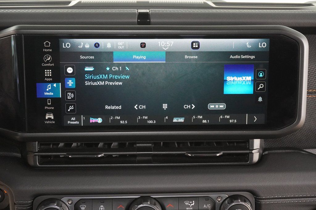 Used Car 2025 Jeep Gladiator  Mojave For Sale Under $50,000 In Weatherford, Texas